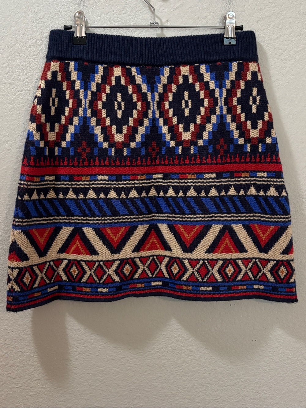 Farm Rio Aninika Tapestry Sweater Skirt Red Blue Aztec Boho Size Small - Picture 3 of 7